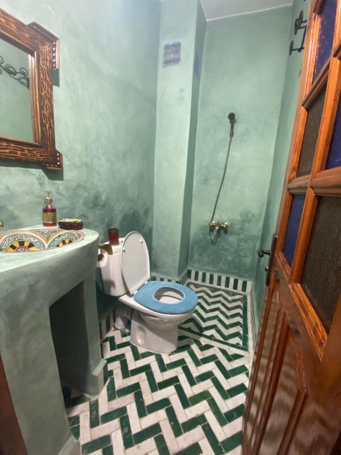 Hotel Sakura Чефчауен Екстериор снимка